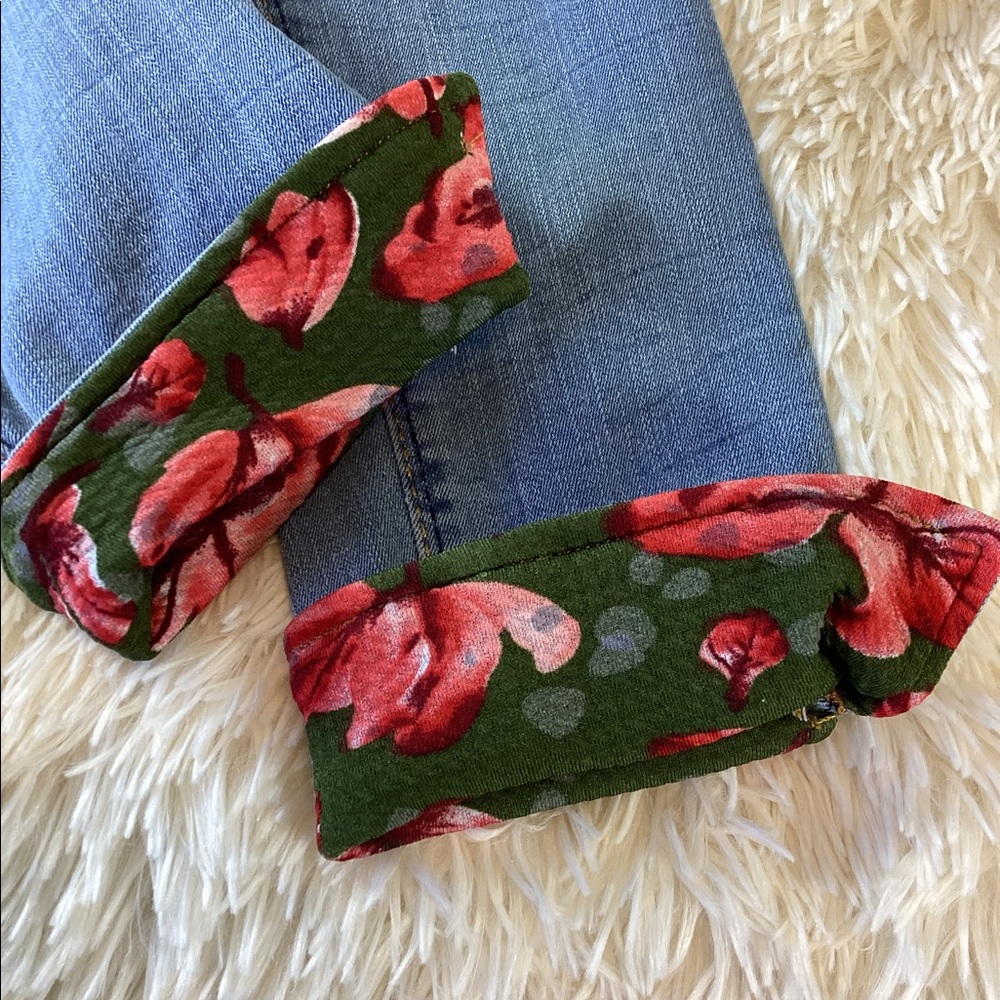Aviator Skinny Jeans Floral Cuffs Women’s‎ Size 2